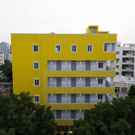 Yellow Bells Studios And Suites Gachibowli 外观 照片