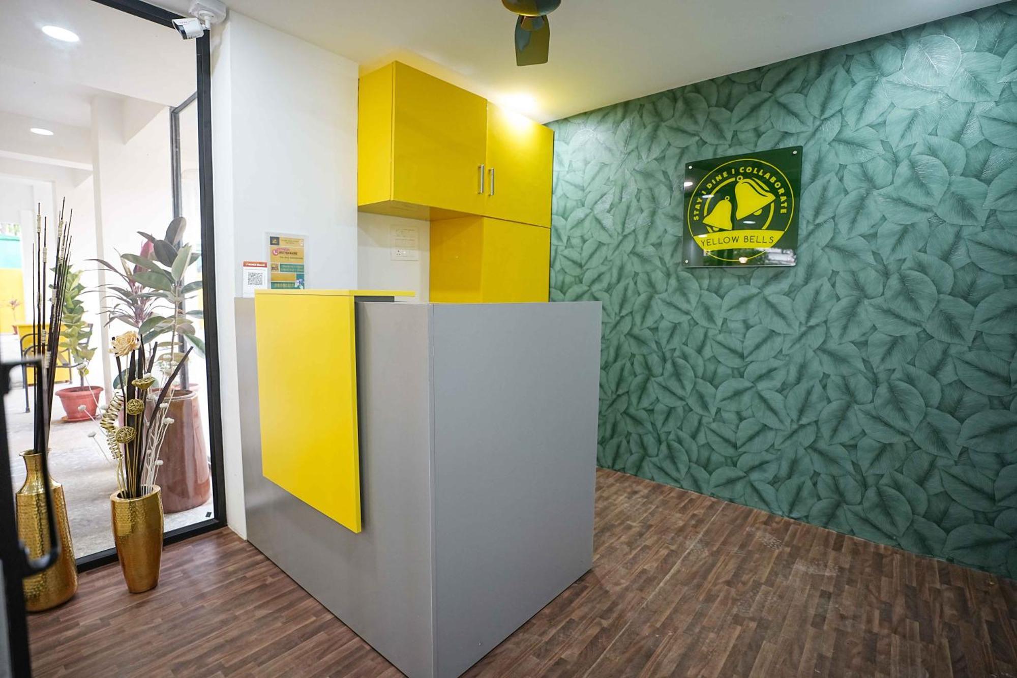 Yellow Bells Studios And Suites Gachibowli 外观 照片