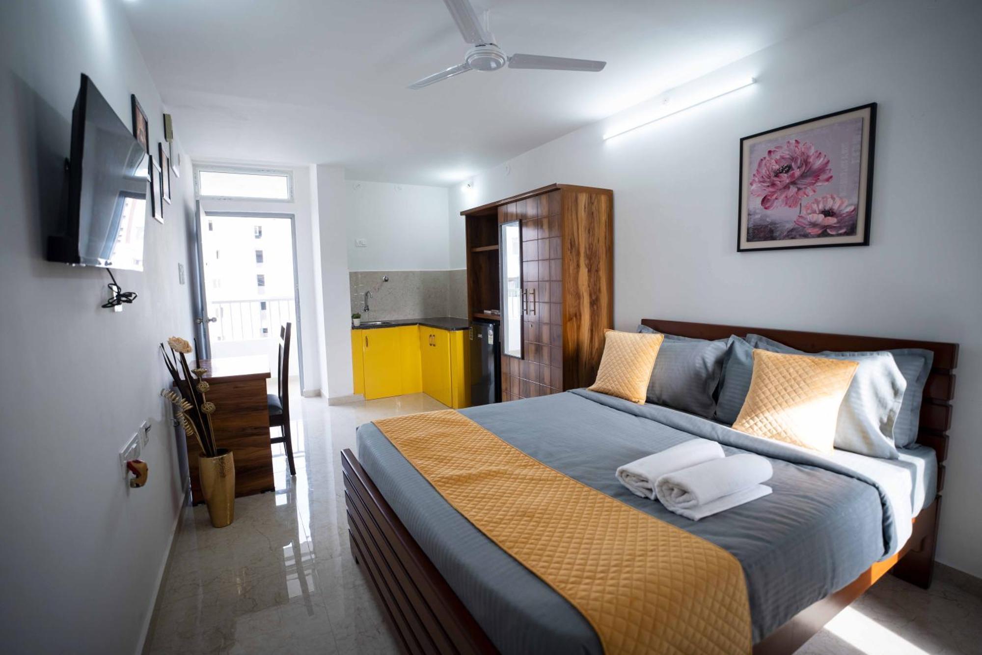 Yellow Bells Studios And Suites Gachibowli 外观 照片